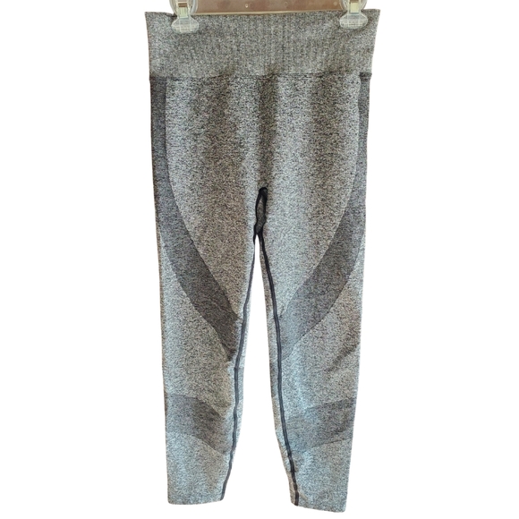 NWOT PINK Workout Tight Large - Picture 3 of 7